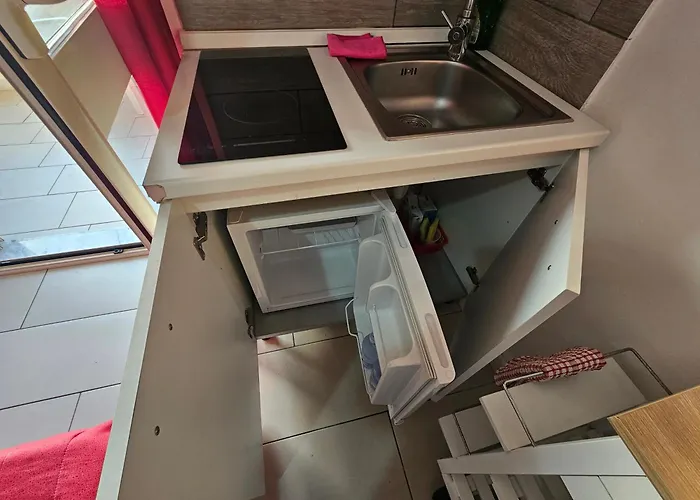 Ele&gio * טרופאה